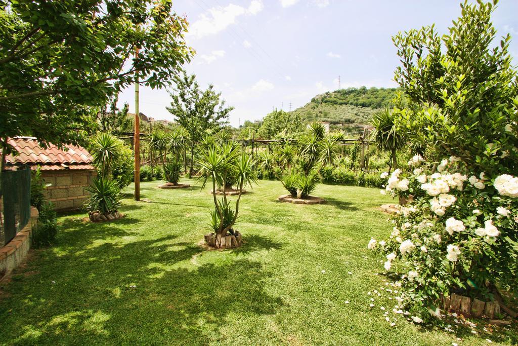 Agriturismo La Chiana Villa Вико Екуензе Екстериор снимка